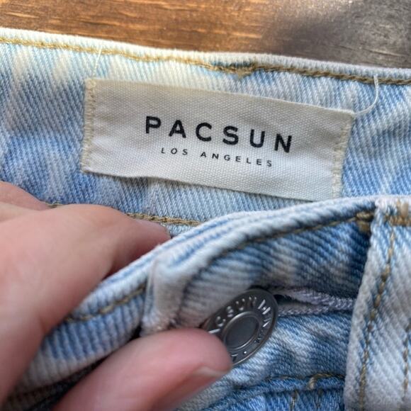 Pacsun 22 Rockabilly 90's Y2K Light Wash Ripped Distressed Denim Mom Shorts Sexy - Picture 4 of 8